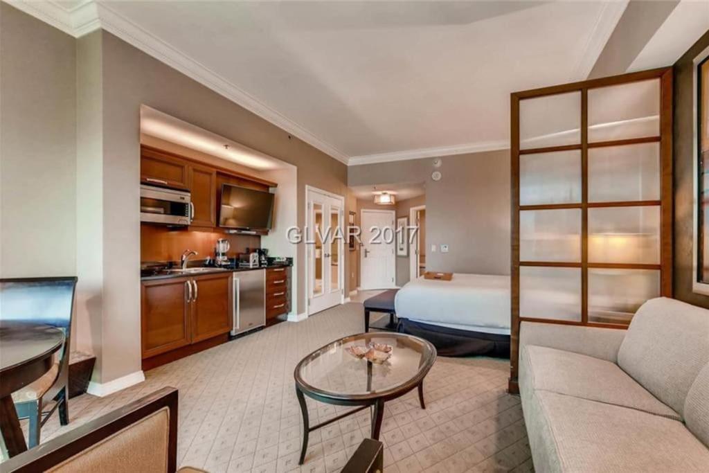 Mgm Signature Ph 30Th Floor Deluxe Studio Apartment Strip Facing With Balcony Las Vegas Esterno foto